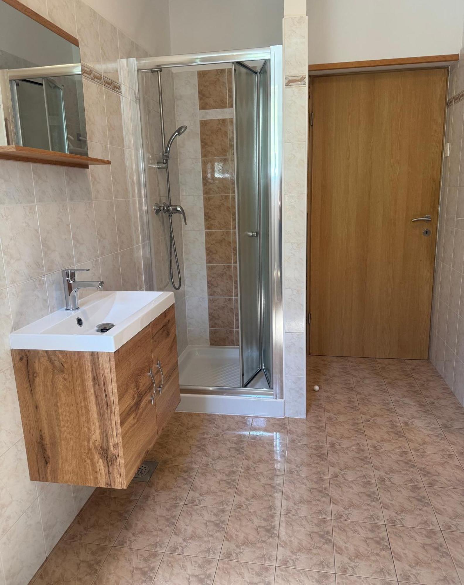 Apartmaji Pri Bosi Nogi إيزولا المظهر الخارجي الصورة